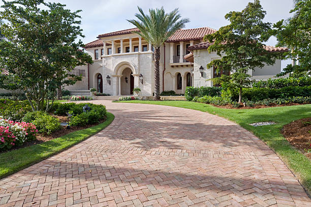Best Professional Driveway Pavers  in Brookfield, MO